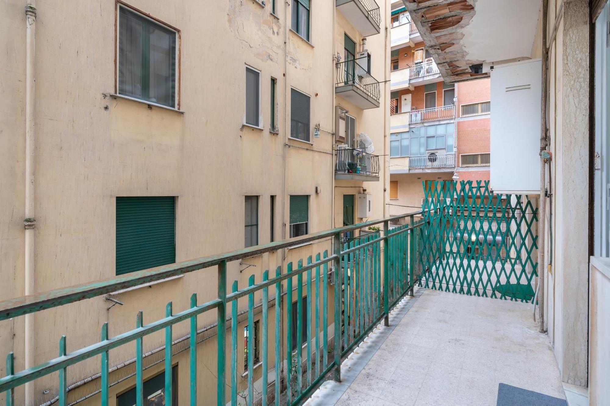 Affittacamere Central Concordia Salerno Buitenkant foto